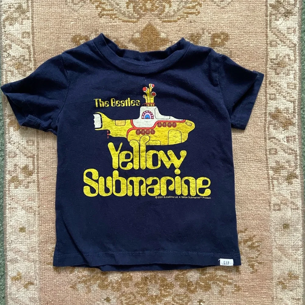 Beetles yellow submarine tee gap - Picture 1 of 3
